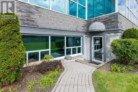 47 Harley Court Barrie (400 West) ON L4N 8V4