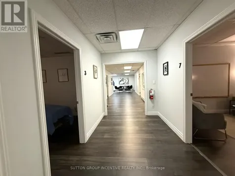 47 Harley Court Barrie (400 West) ON L4N 8V4