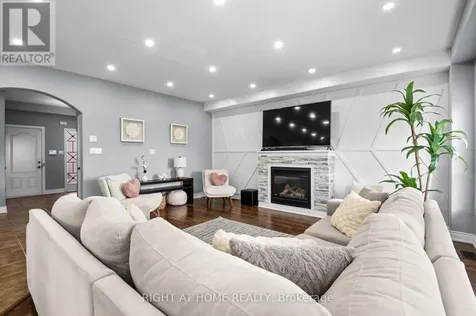 18 Samuel Court Orangeville ON L9W 0B8