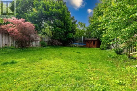 414 Havendale Crescent Waterloo ON N2T 2T3