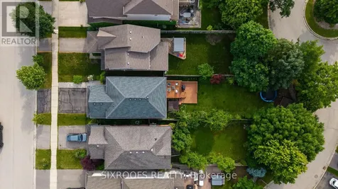414 Havendale Crescent Waterloo ON N2T 2T3