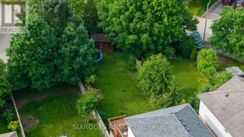 414 Havendale Crescent Waterloo ON N2T 2T3