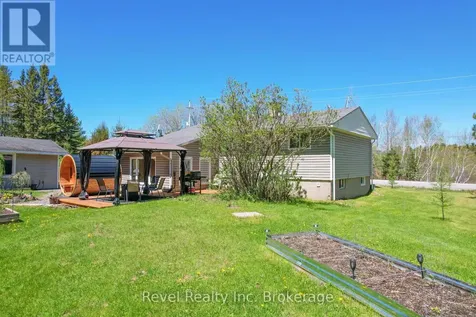 1827 Highway 654 Callander ON P0H 1H0