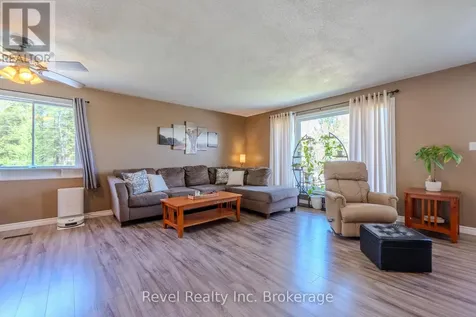 1827 Highway 654 Callander ON P0H 1H0