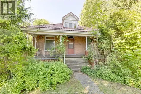 62 Lacroix Street Chatham ON N7M 2T6
