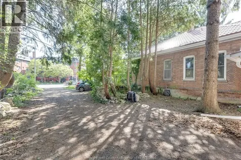 62 Lacroix Street Chatham ON N7M 2T6