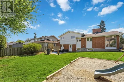 1119 Cameo Drive Ottawa ON K2C 1Y6