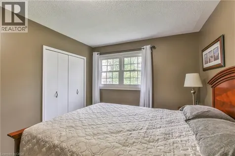 4 Highland Drive Tillsonburg ON N4G 2E9