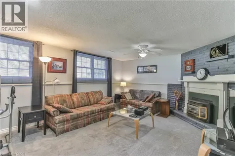 4 Highland Drive Tillsonburg ON N4G 2E9