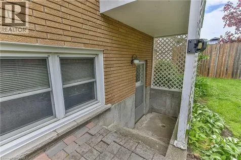 4 Highland Drive Tillsonburg ON N4G 2E9
