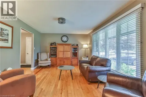 4 Highland Drive Tillsonburg ON N4G 2E9