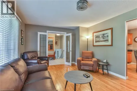 4 Highland Drive Tillsonburg ON N4G 2E9