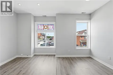 126 Park Street North Hamilton ON L8R 2N3