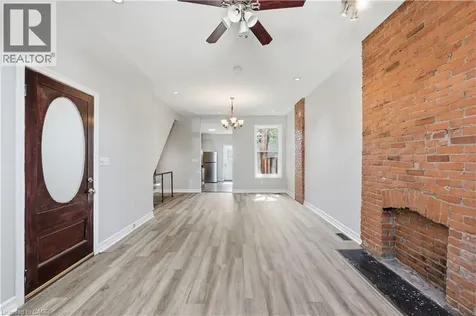 126 Park Street North Hamilton ON L8R 2N3