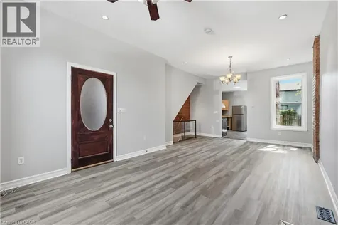 126 Park Street North Hamilton ON L8R 2N3