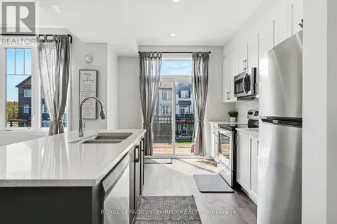 906 Lixnaw Court Ottawa ON K2J 6Y3