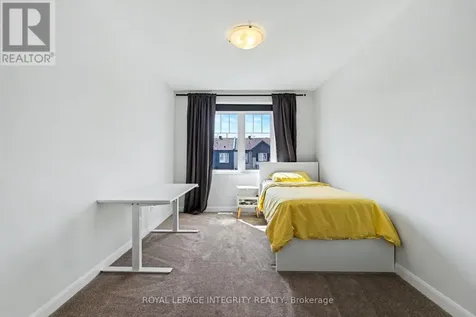 906 Lixnaw Court Ottawa ON K2J 6Y3