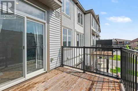 906 Lixnaw Court Ottawa ON K2J 6Y3