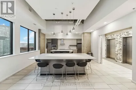 105 Champagne Avenue South Ottawa ON K1S 5E5