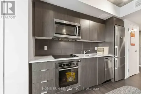 105 Champagne Avenue South Ottawa ON K1S 5E5