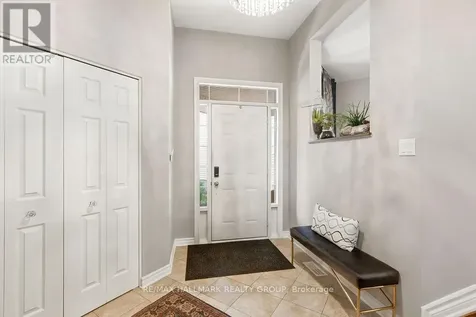 278 Kiwanis Court Ottawa ON K1T 0H7