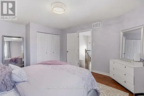 278 Kiwanis Court Ottawa ON K1T 0H7