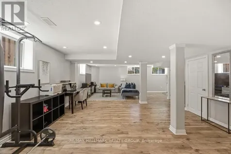 278 Kiwanis Court Ottawa ON K1T 0H7