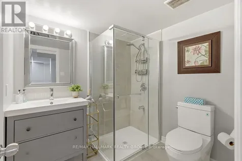 278 Kiwanis Court Ottawa ON K1T 0H7
