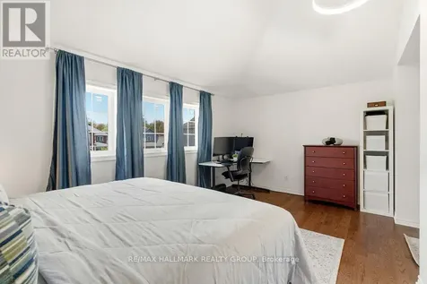 278 Kiwanis Court Ottawa ON K1T 0H7