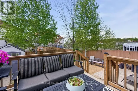 278 Kiwanis Court Ottawa ON K1T 0H7