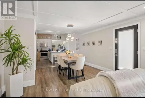 112 Clovelly Road Tecumseh ON N8N 1G1