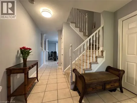 831 Queensdale Avenue East Hamilton ON L8V 1M7