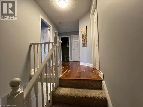831 Queensdale Avenue East Hamilton ON L8V 1M7