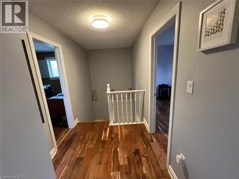 831 Queensdale Avenue East Hamilton ON L8V 1M7