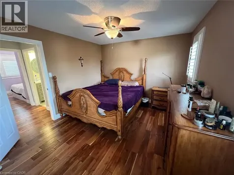 831 Queensdale Avenue East Hamilton ON L8V 1M7