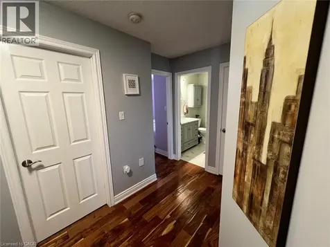 831 Queensdale Avenue East Hamilton ON L8V 1M7