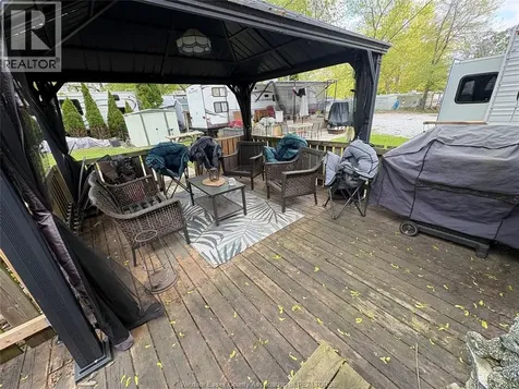 22 Poplar Lane Leamington ON N0P 2G0