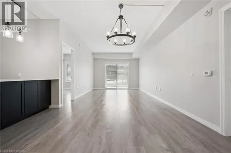 35 Kingsbury Square Guelph ON N1L 0J4