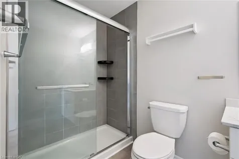 35 Kingsbury Square Guelph ON N1L 0J4