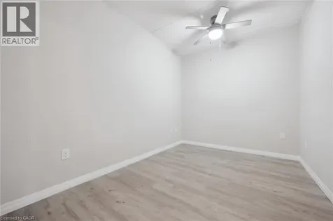 35 Kingsbury Square Guelph ON N1L 0J4
