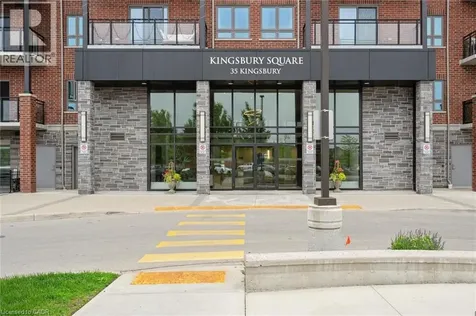 35 Kingsbury Square Guelph ON N1L 0J4