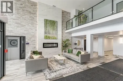 35 Kingsbury Square Guelph ON N1L 0J4