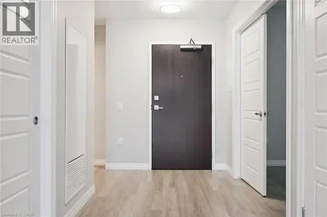 35 Kingsbury Square Guelph ON N1L 0J4