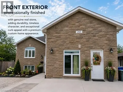 253 Kingsway Avenue North Bay ON P1B 7V5
