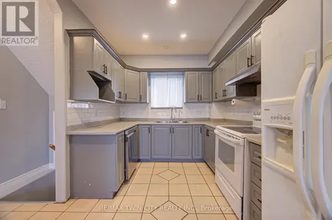 281 Courtland Avenue North Kitchener ON N2G 2V8