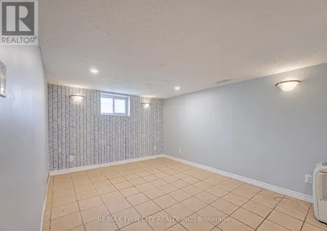 281 Courtland Avenue North Kitchener ON N2G 2V8