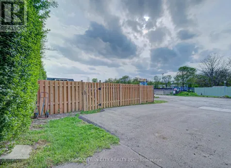 281 Courtland Avenue North Kitchener ON N2G 2V8