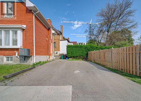 281 Courtland Avenue North Kitchener ON N2G 2V8