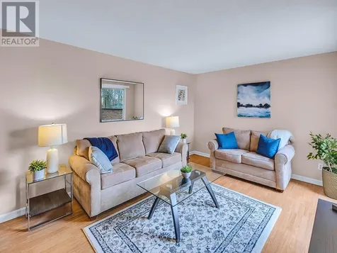 28 Underhill Crescent Kitchener ON N2A 2S8