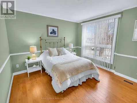 28 Underhill Crescent Kitchener ON N2A 2S8